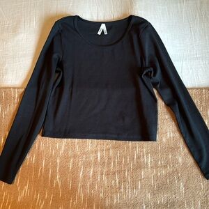 Pact Women’s Ribbed Cropped Long Sleeve Tee